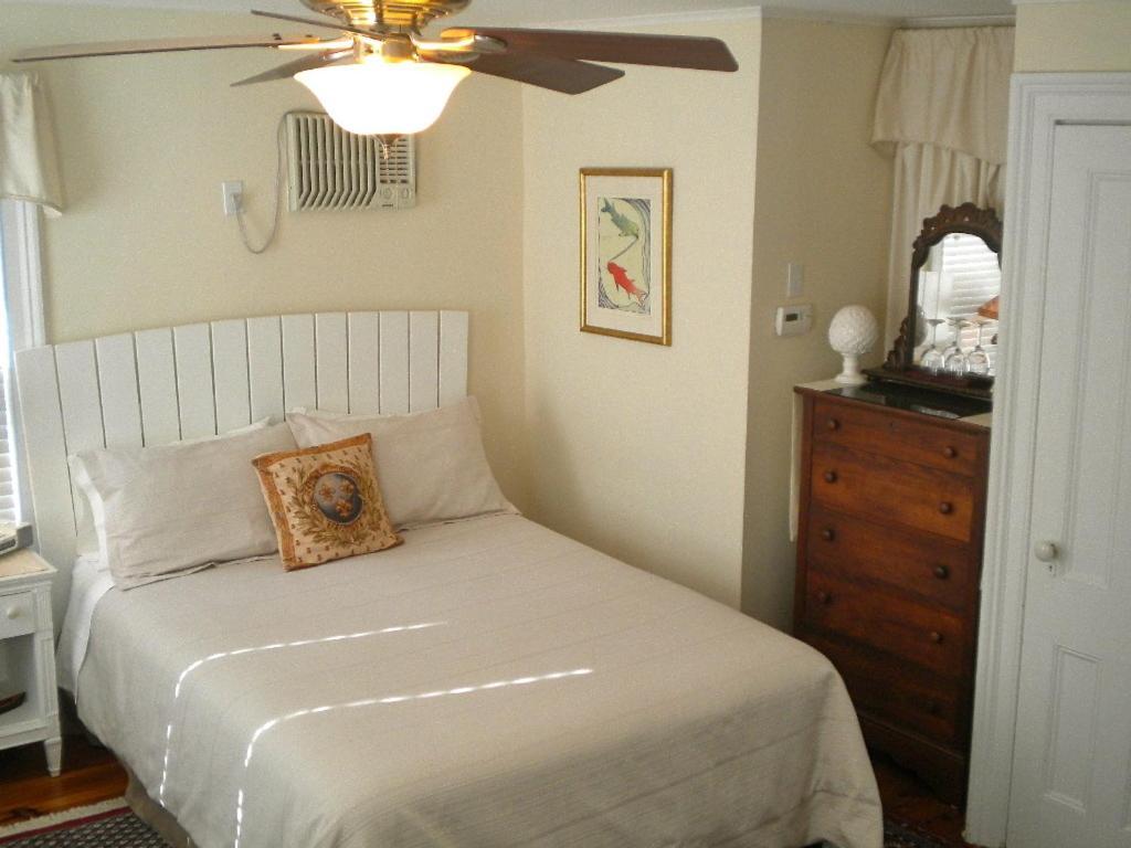 The Stirling House Waterfront Inn Greenport Exteriér fotografie